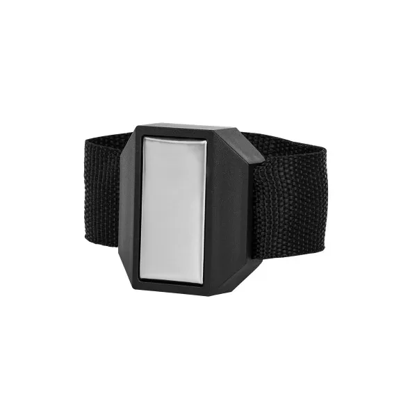 Magnetic wrist bracelet with plate 
