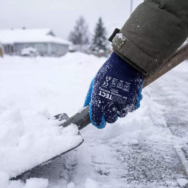 Dip-coated winter gloves 