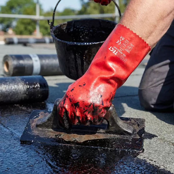 Oil resistant PVC gloves 