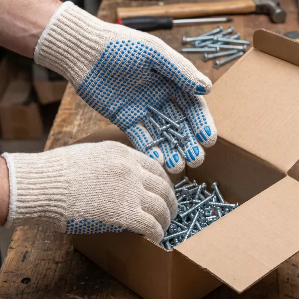 Gloves for packing - one side dotted 