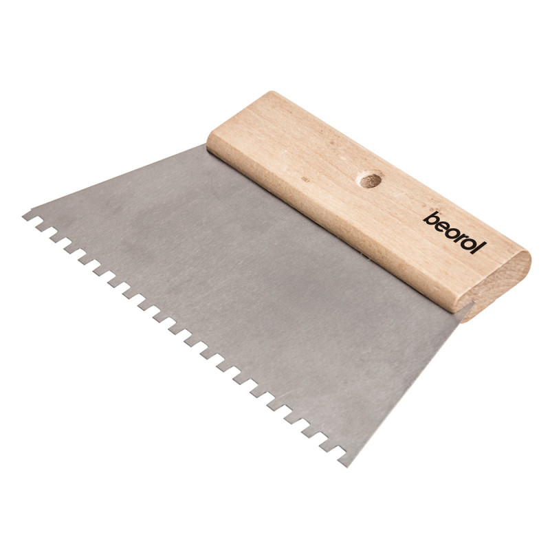 Scraper short wooden handle 250mm with teeth GK250 Beorol d.o.o